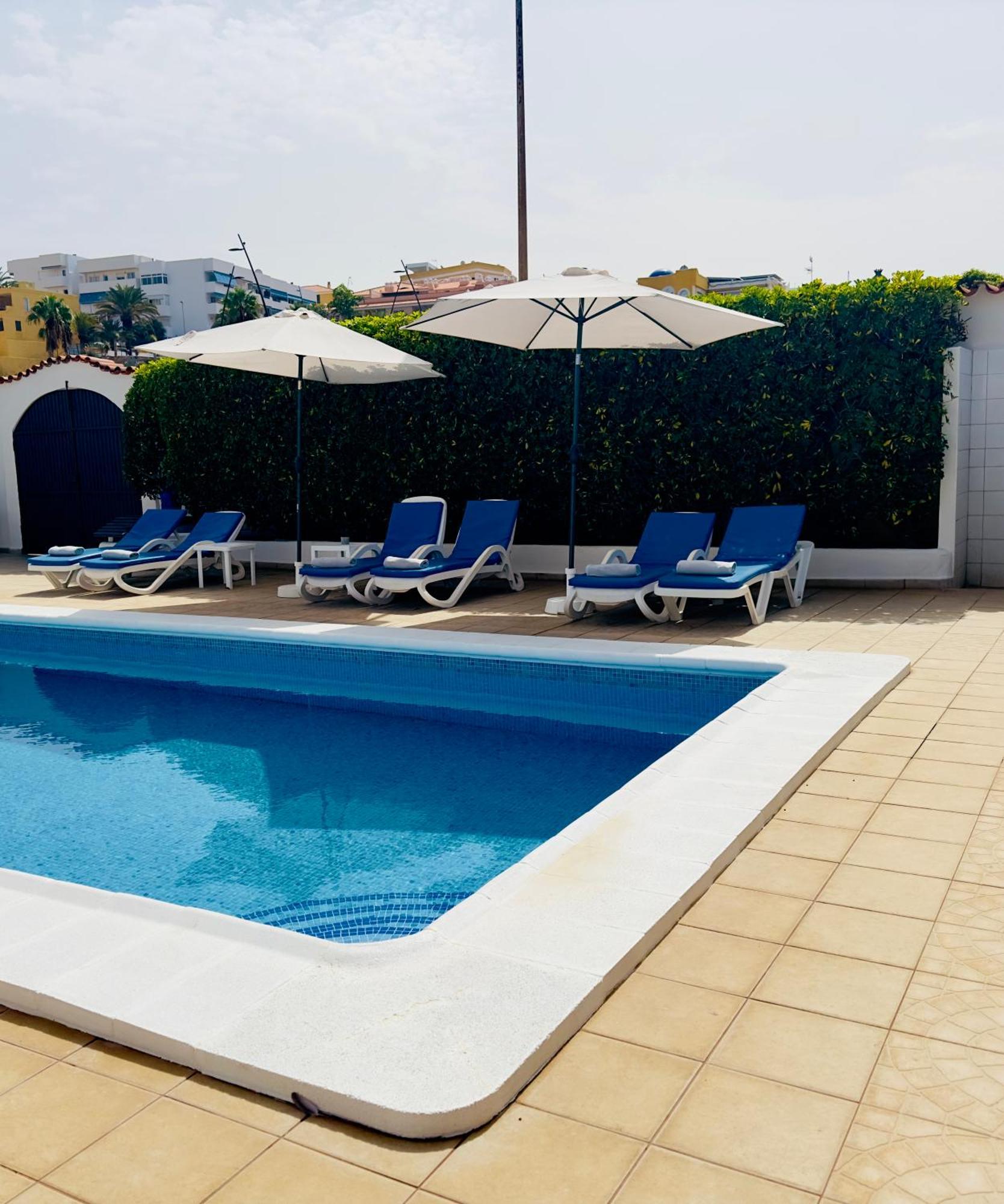 Beachfront Villa And Pool Puerto de Santiago  Buitenkant foto