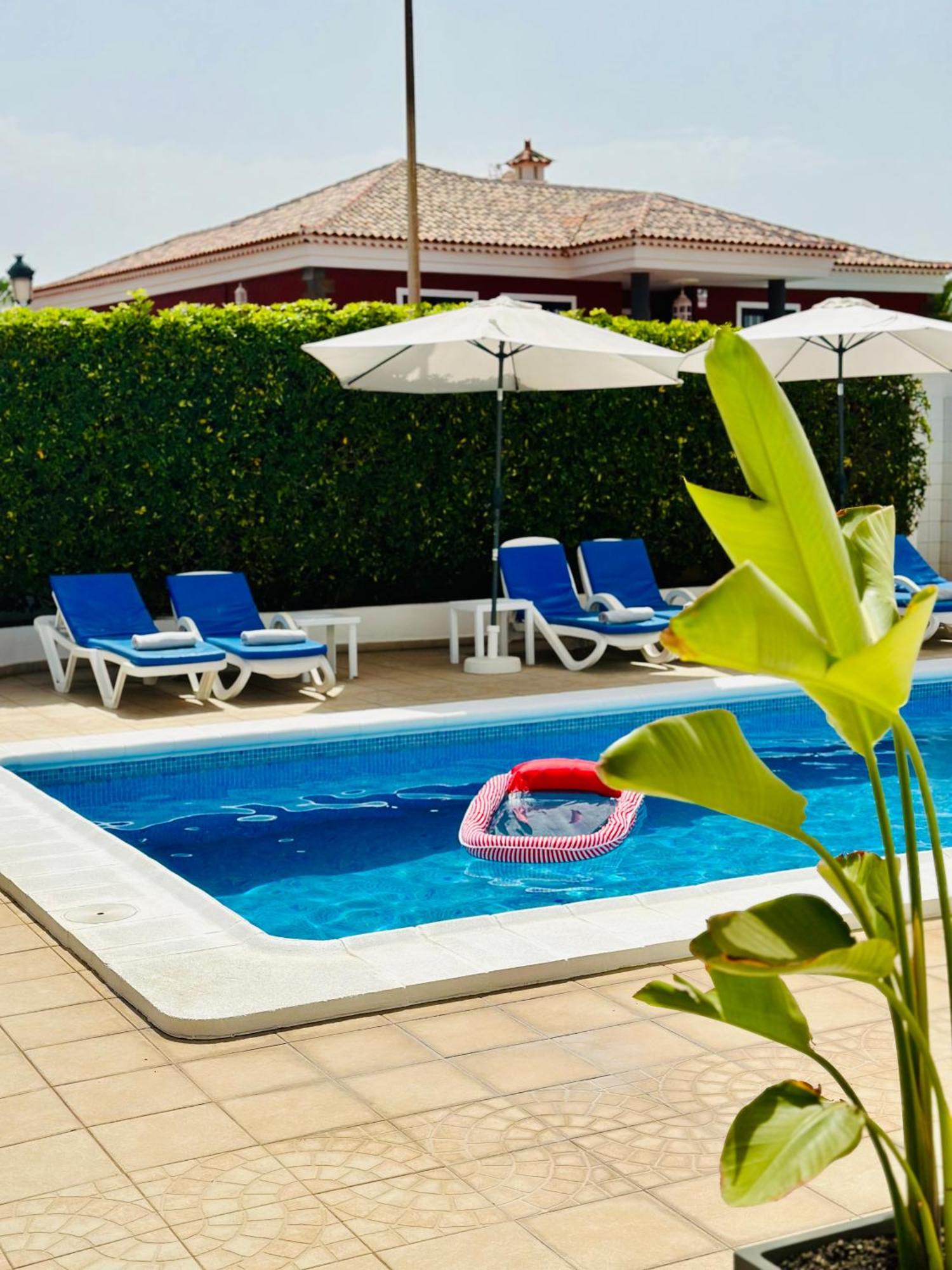 Beachfront Villa And Pool Puerto de Santiago  Buitenkant foto
